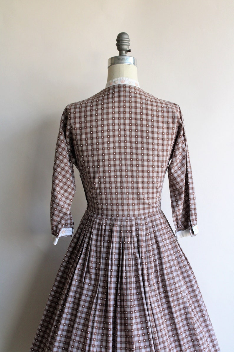 Vintage 1950s Dress / Fit and Flare Brown Check Dress by Dress | Etsy