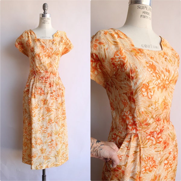 Vintage 1940s 1950s Dress with Pockets, Volup Orange and Yellow Wildflower Print, Large to Extra Large