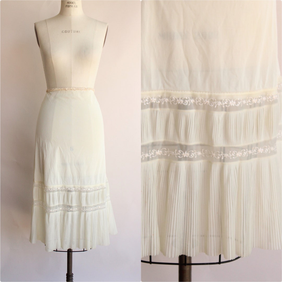 Vintage 1960s Half Slip Ivory Nylon With Lace Trim and Etsy Sweden