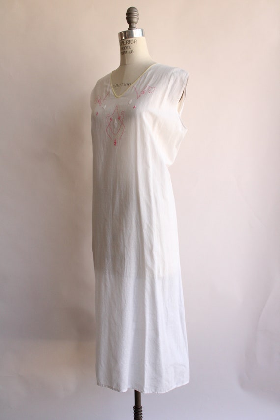 Vintage 1910s 1920s White Cotton Nightgown, Volup… - image 7