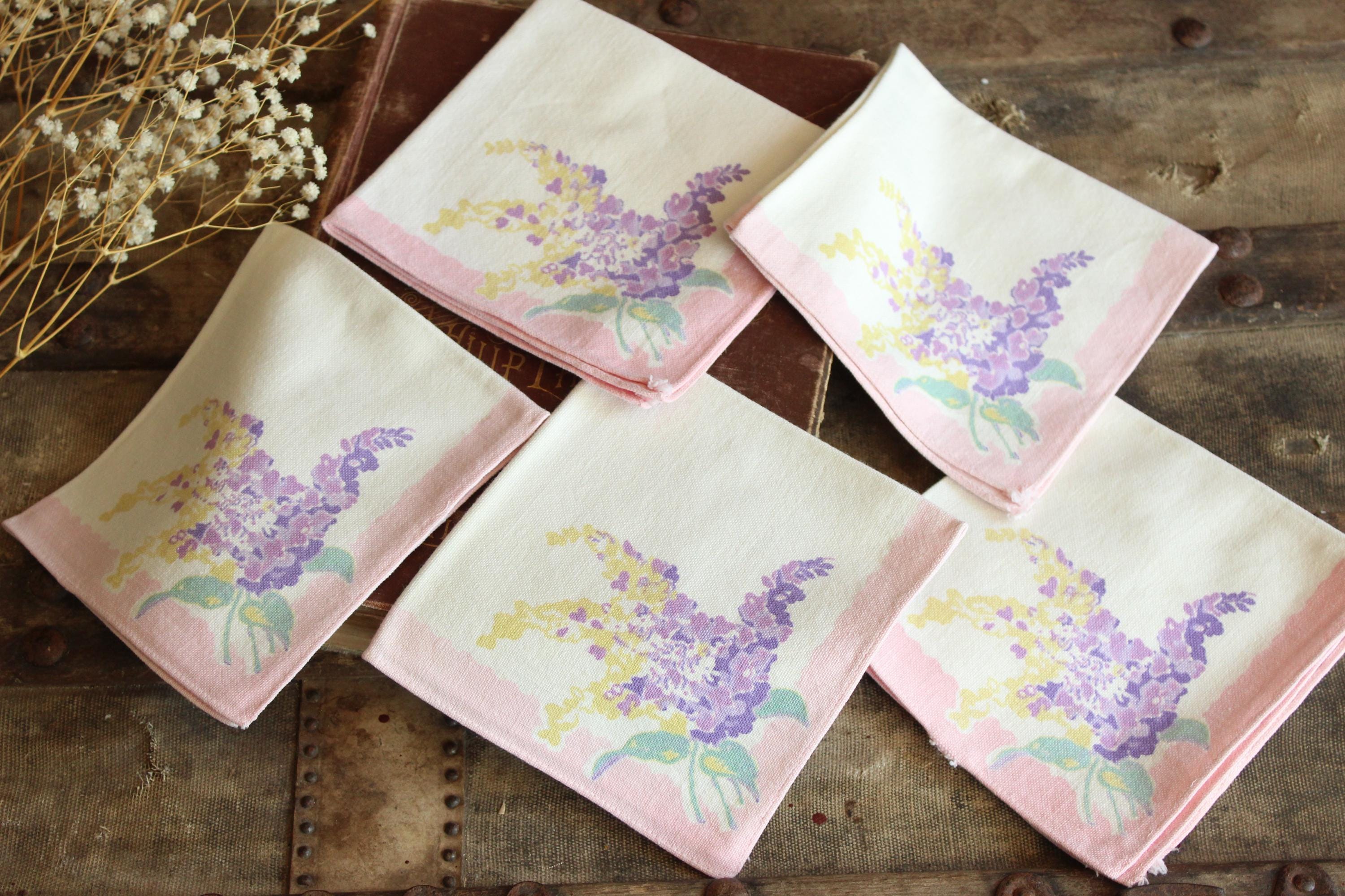 Vintage 1960s 1970s Napkins Set of Five, Floral Print on White and  display picture 1