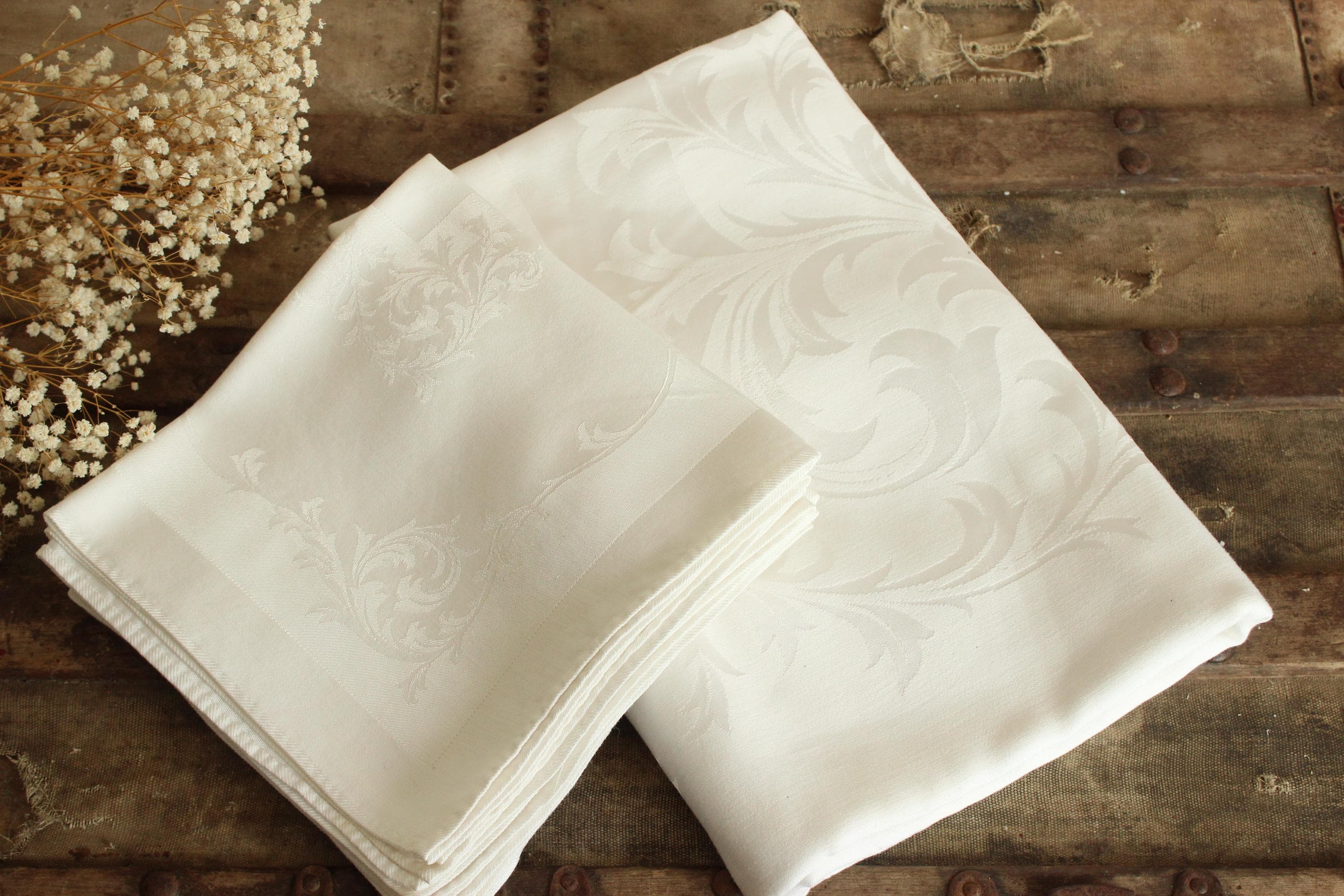 ヴィンテージ・テーブルクロス&ナプキン　リネン　コットン ヴィンテージ テーブルクロスとナプキン 8 枚セット、ホワイト