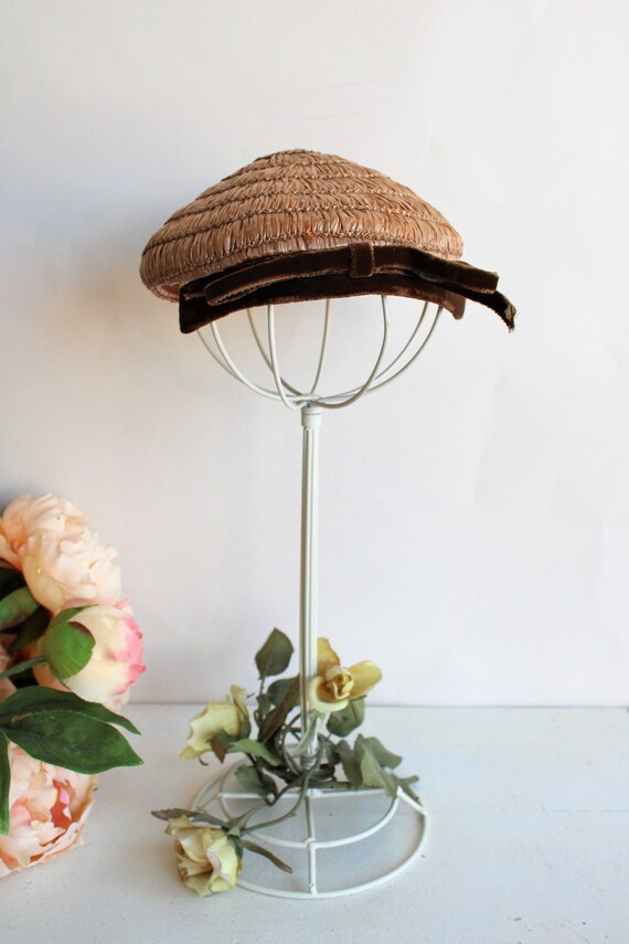 Vintage 1950s Hat / Betmar Straw Cloche or Coolie