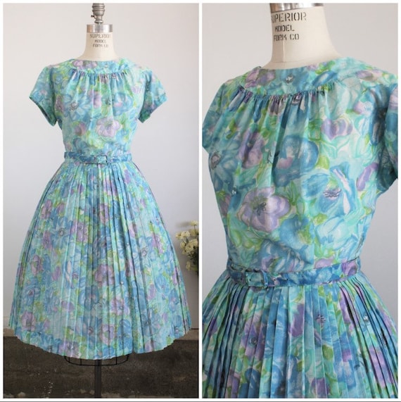 Vintage 1950s Dress With Belt / Mode O Day Fit And