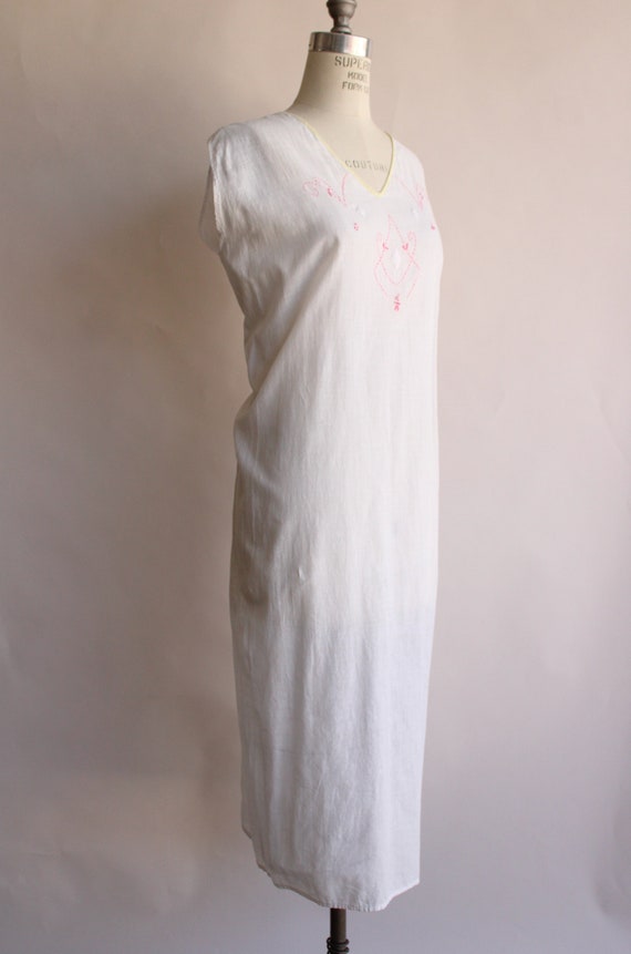 Vintage 1910s 1920s White Cotton Nightgown, Volup… - image 6