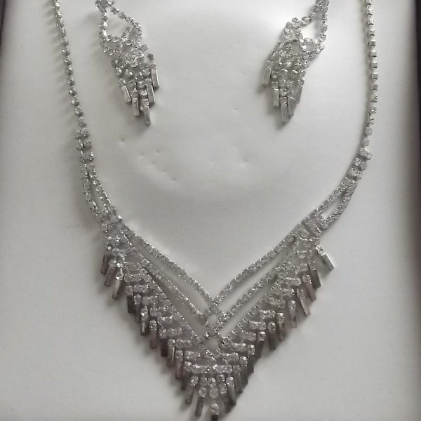 Beautiful vintage rhinestone set with cascading necklace and peirced earrings in a box set - unused crystal necklace - wedding jewelry