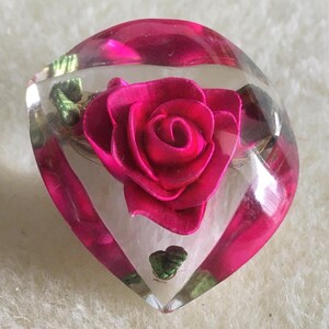 Vintage resin brooch with bright pink tea rose. Retro jewelery, mom, love, a rose is a rose is a rose!!!