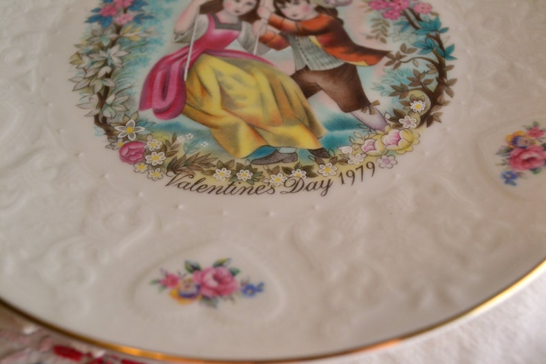 Royal Doulton Valentines plate 8.5 inch plate 1979Romantic scene with embossed border in off white china hearts and roses image 2