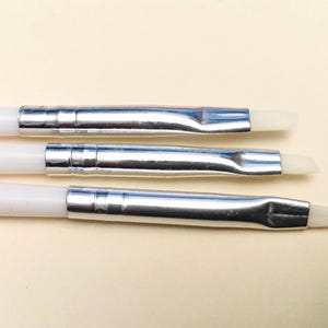 Student quality set of three synthetic soft hair brushes , craft quality, flat and slanted paint brush set, acrylics, watercolours, oils