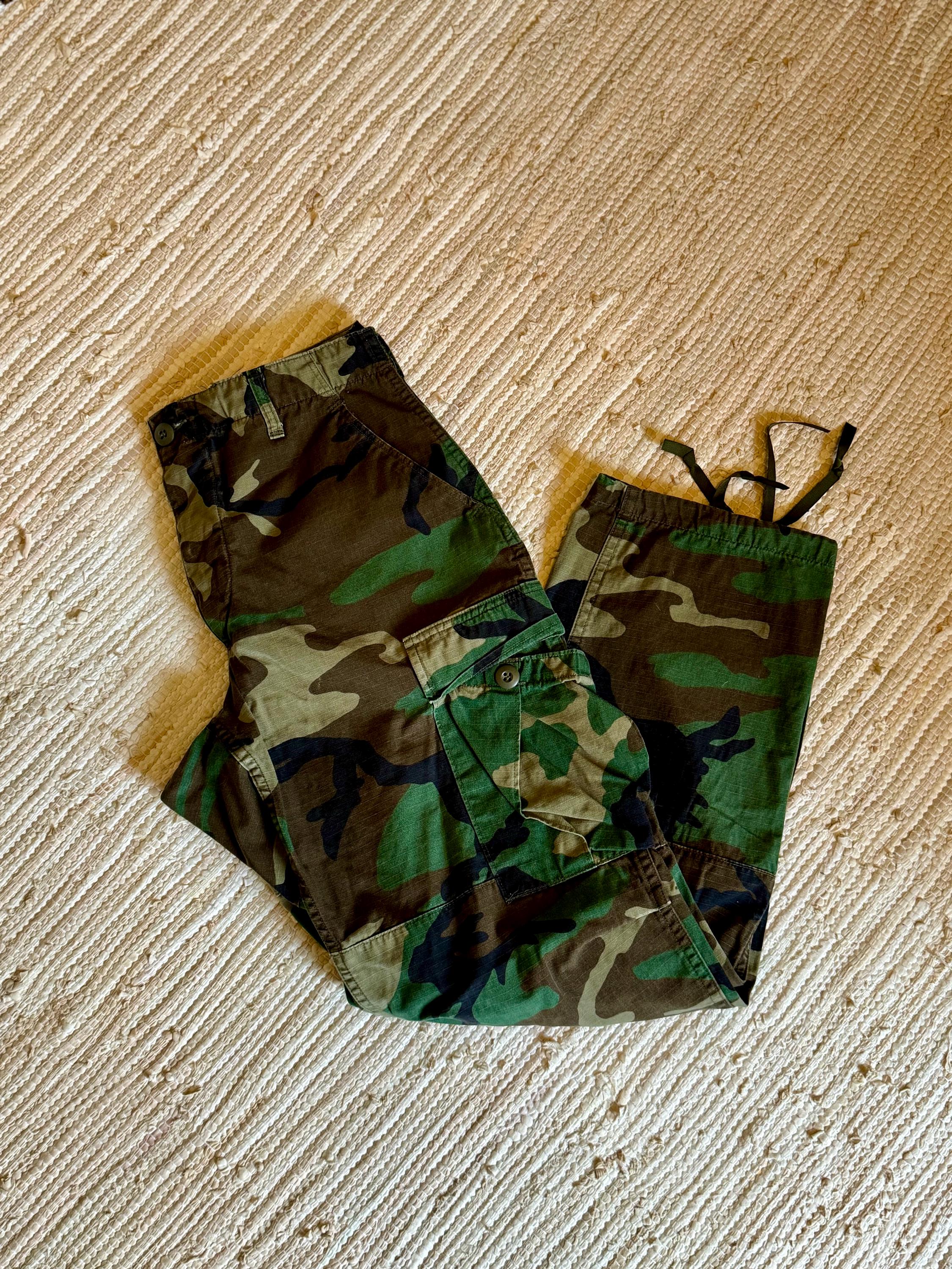1990s Camo Cargo Pants Size 30 Waist Camouflage Pockets - Etsy