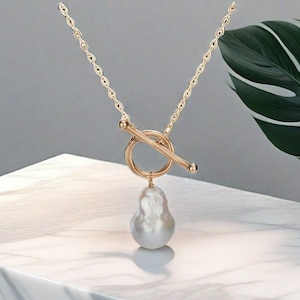 Large Baroque pearl necklace,big textured pearl necklace,14k Gold filled Chain Link with toggle lock; Baroque Statement Necklace