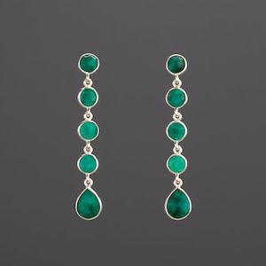 Orecchino di smeraldo a cinque livelli, orecchino di smeraldo a goccia lunga, corda di perline di smeraldo oscillante, orecchino verde intenso, regalo per la festa della mamma, regalo di anniversario