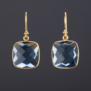 Grote afgeronde vierkante paarse blauwe kwarts oorbel, facet blauwe kwarts oorbel, bruidsmeisje cadeau, verjaardagscadeau, aangepaste sieraden kaart