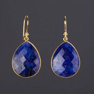 Large sapphire earrings,pear or heart sapphire,teardrop sapphire,Deep blue sapphire,blue dress earring,Sept birthday gift,Mother&#39;s Day gift