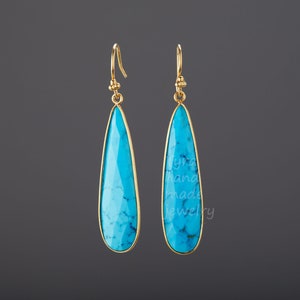 Lange druppelvormige turquoise oorbellen, grote gefacetteerde blauwe steen oorbel, verjaardagscadeau december, blauwe jurk oorbellen, moedercadeau, aangepaste notitiekaart