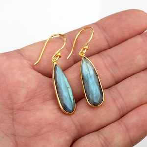 lange peer hoogwaardige labradorite oorbellen, traan gefacetteerde labradorite oorbel, februari verjaardag oorbel, moeder cadeau, aangepaste notitiekaart