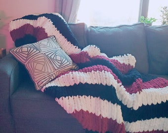 Chunky knit blanket, chunky blanket, knit blanket, chunky knit throw, blanket, throw blanket, gifts for her, gifts for him, gifts for mom