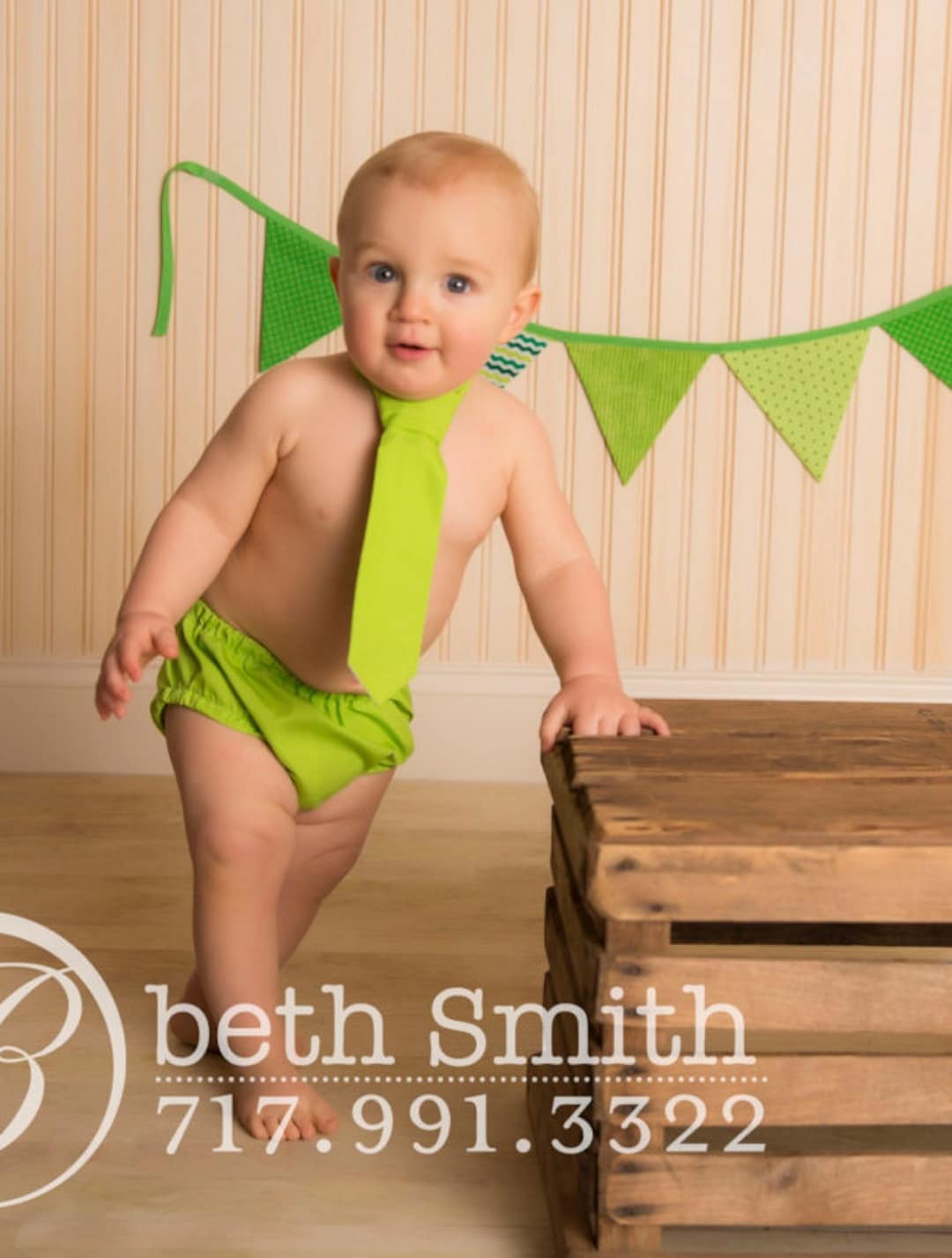 Boys Cake Smash Outfit - Gingham - Vintage gingham - Diaper Cover, Bow Tie & suspenders