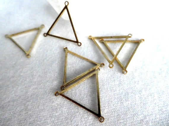 20 Pieces Raw Brass Triangle Link 16x25mm 2005C-F-503