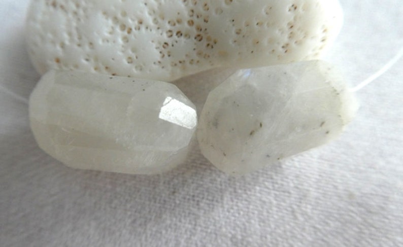 Rainbow moonstone gemstone nuggets 17x13x9mm beads-2 beads-Raw Moonstone gemstone beads-Focal beads-Jewelry beads supply-white stone beads