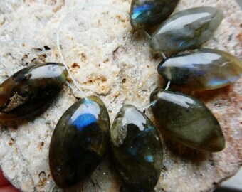 Flashy labradorite marquise 17-18mm beads- 7 pcs matching focal gemstone-jewelry making-natural craft beads