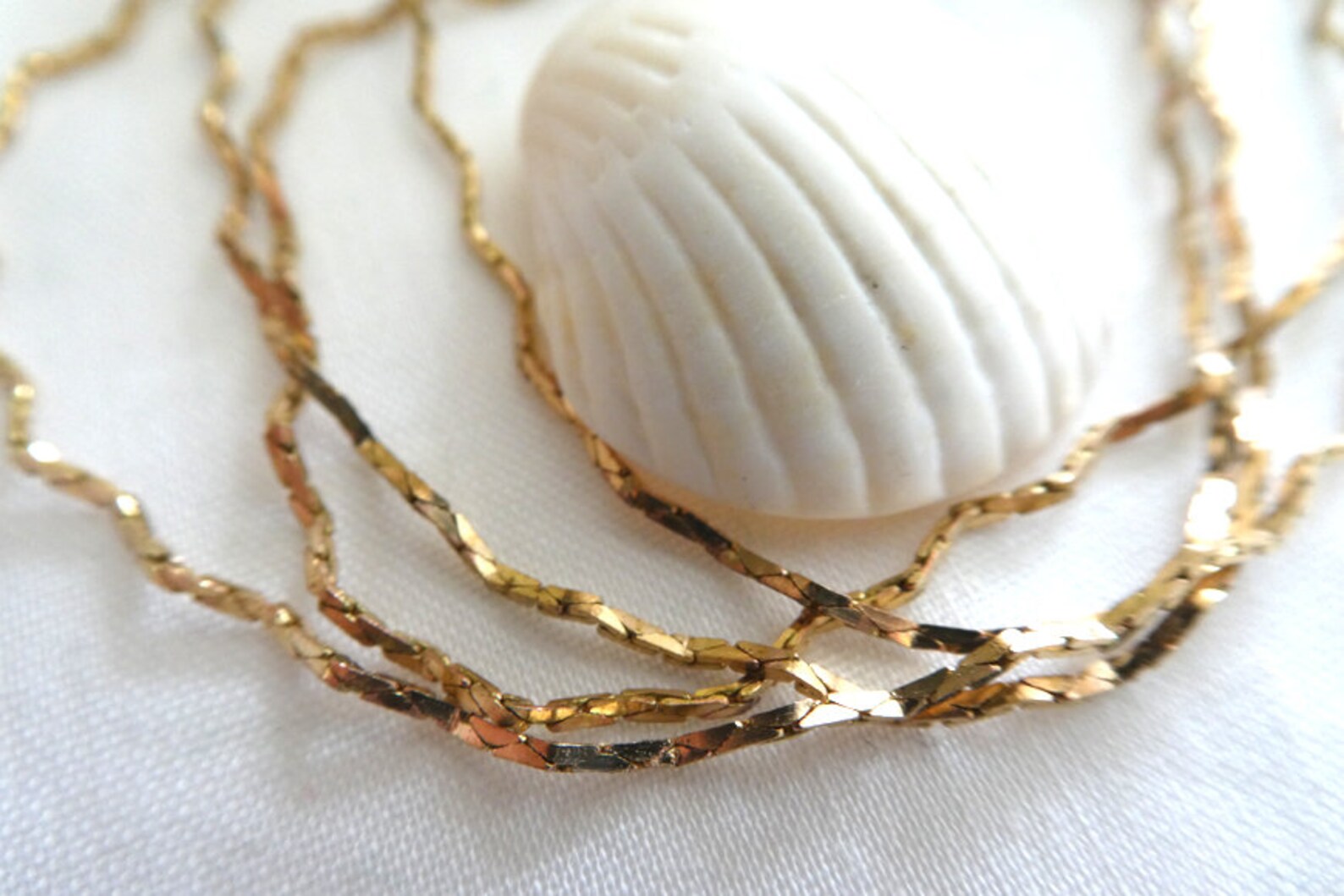 Raw Brass Thin Wavy Chain-0.5mm Bulk Necklace Chain-2 Ft- Jewelry ...