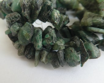 Raw green emeralds crystals- 6-9mm beads. strand 2in -jewelry beads supply-craft beads supply- natural emerald gemstone beads- rustic beads