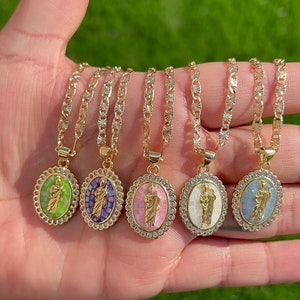 Cadena con dije de San Judas de Oro Laminado