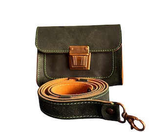 Leather Belt Bag: Adjustable Strap Travel Bumbag Green