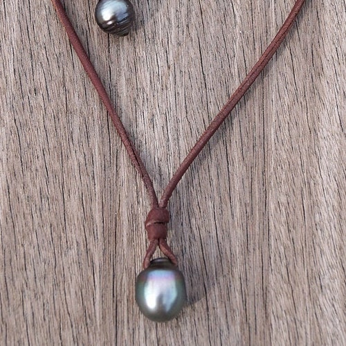 Tahitian pearl, australian leather, tahiti shops pearl as clasp, man necklace