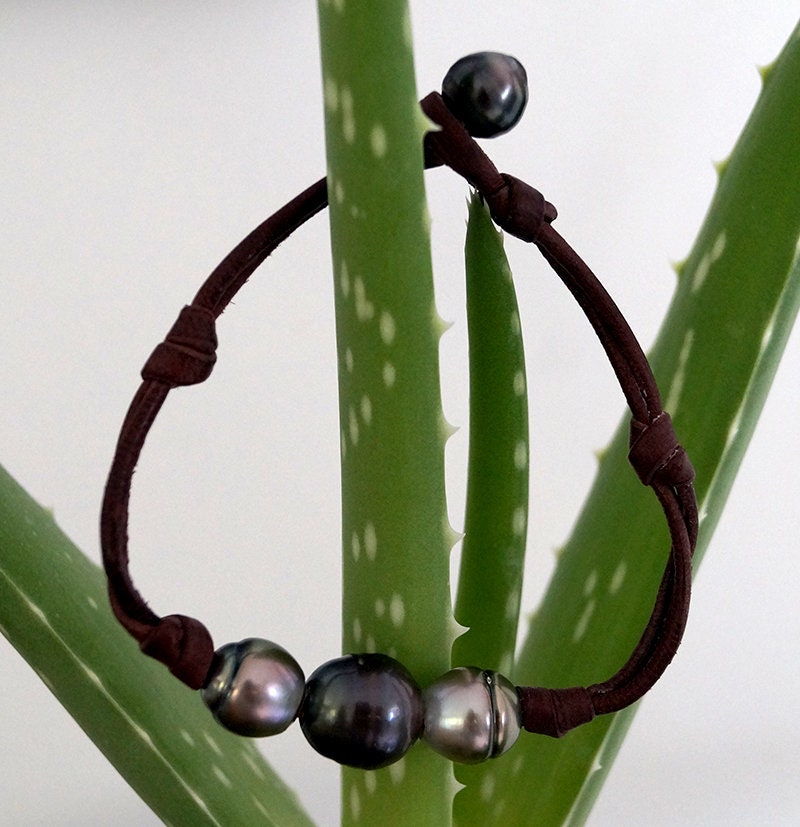 Tahitian Pearls, Leather Men Bracelet, Tahiti Pearl as Clasp - Etsy