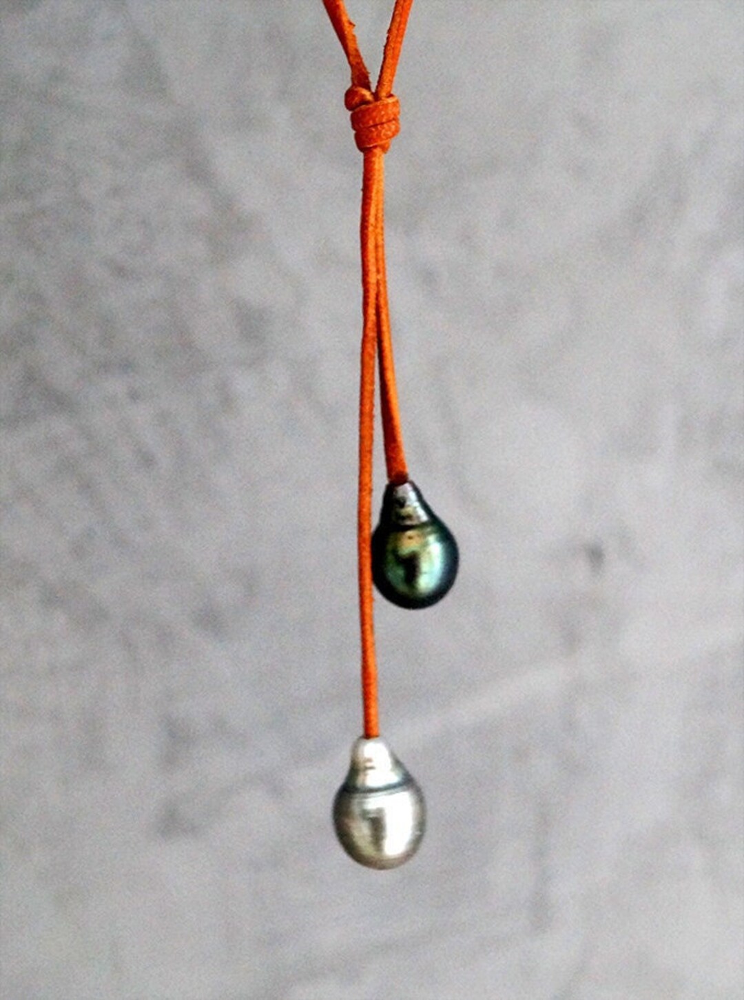 Tahitian Pearls, Australian Leather - Women Necklace Adaptable - Rita ...