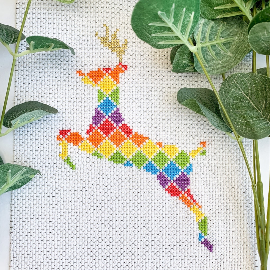 Christmas Rainbow Reindeer Cross Stitch Pattern - Etsy
