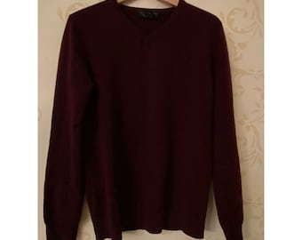 Small The Men’s Store Bloomingdale’s 100% Cashmere Burgundy Sweater