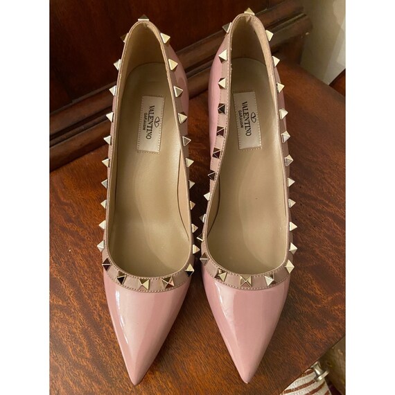 Valentino Garavani Rockstud Pointy Toe Pump Schoenen Maat 39 - Etsy  Nederland