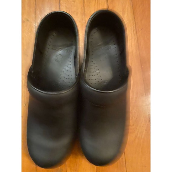 Dansko store rubber clogs