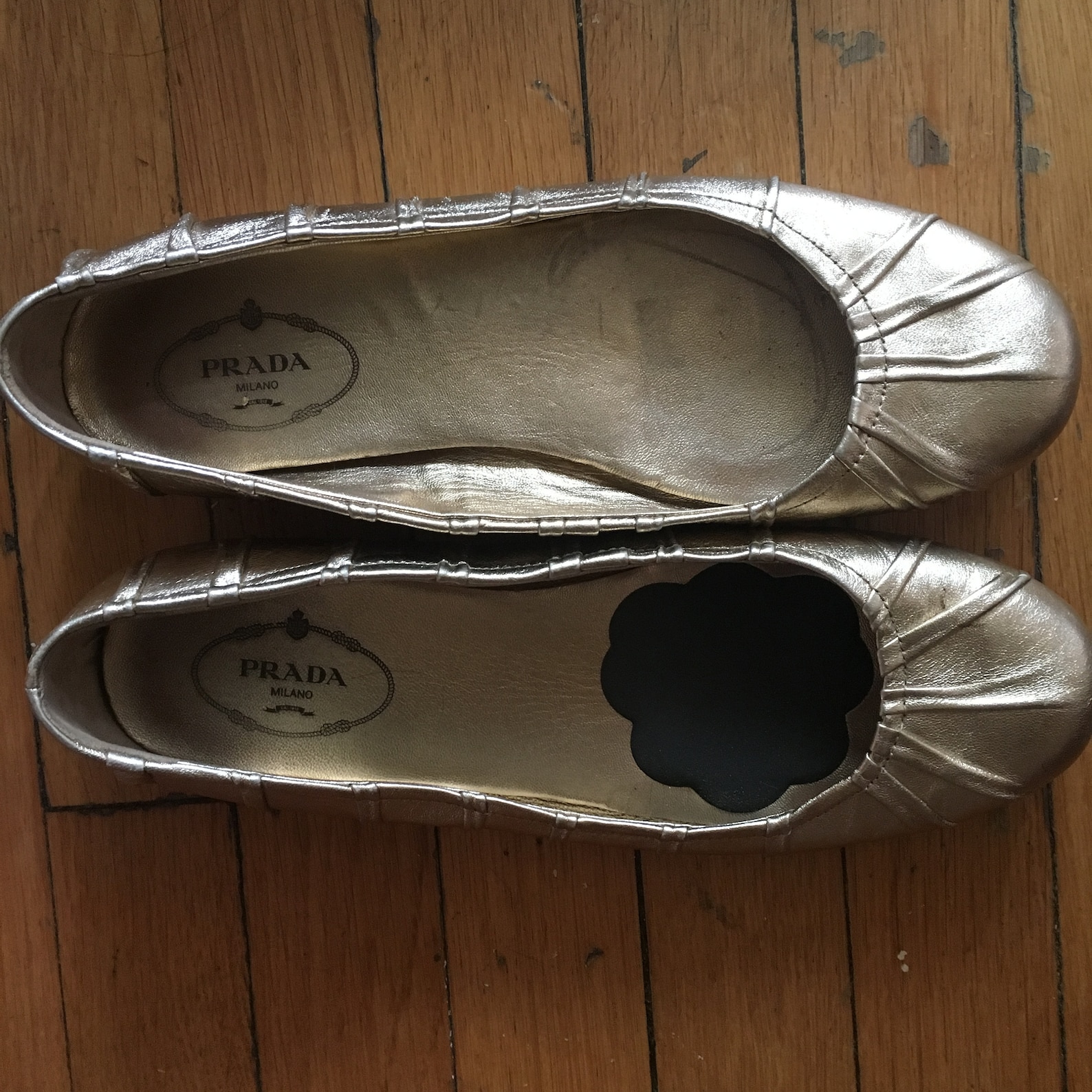 prada 100% authentic leather gold ballet shoes 8.5