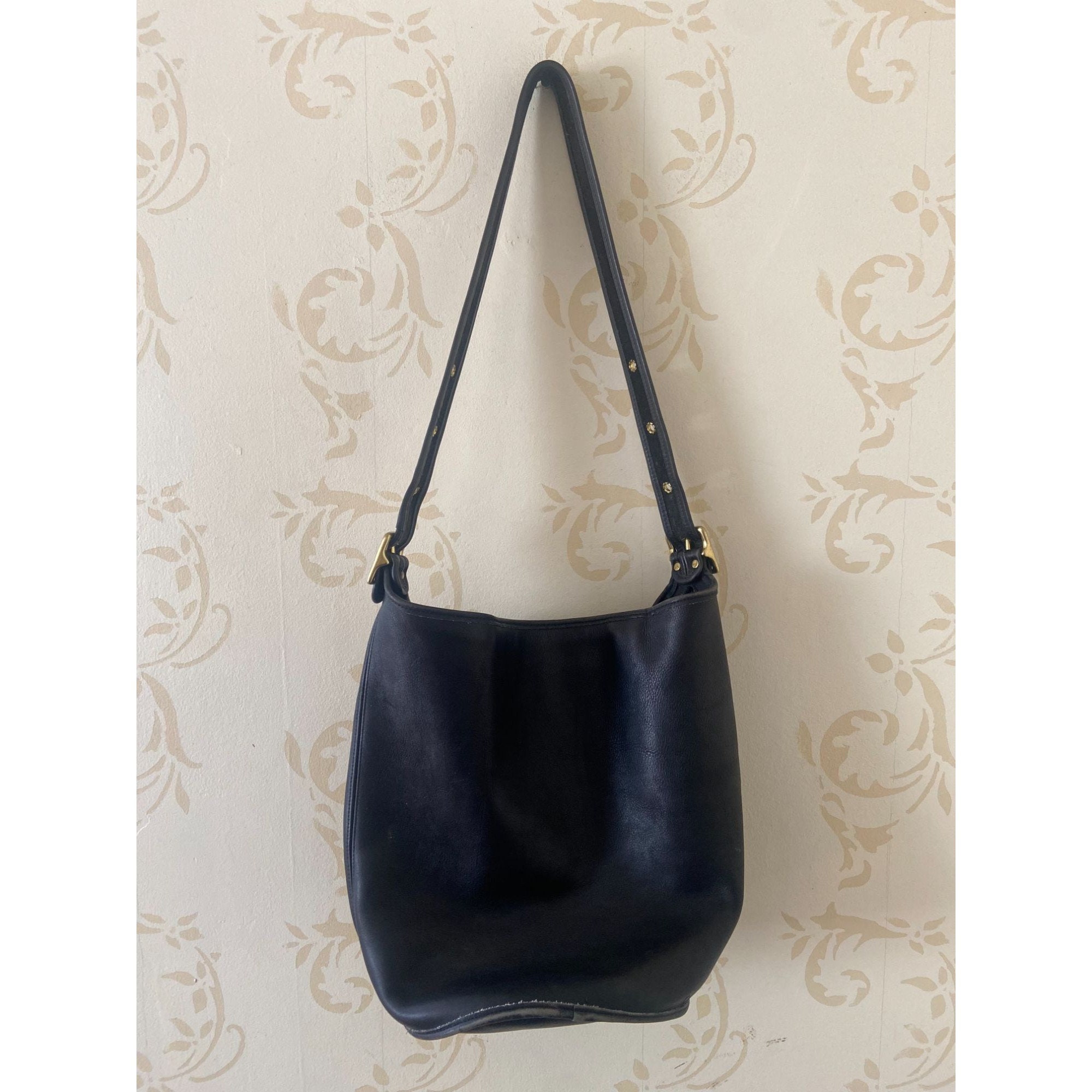 Vintage Coach Black Large Bucket Crossbody Leather Feed Bag Etsy