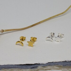 Odd earrings set hotsell