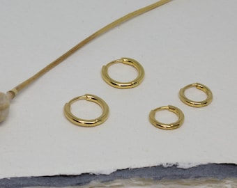 Gold Huggie , Round Gold Hoops, Small Clicker Hoops, Everyday Hoop Earrings, Hinge Hoops, Gold Vermeil