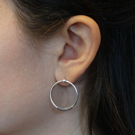 Front facing hoop earrings best sale silver