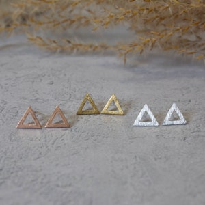 V Letter Stud Earrings Gold V-shaped Studs Triangle Shallow,  UK