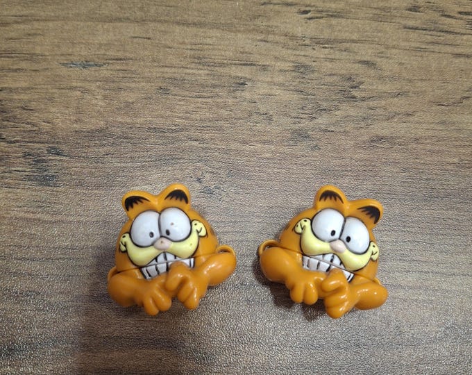 Pair Vintage 1981 Garfield Shoelace Locks Bow Biters - Etsy