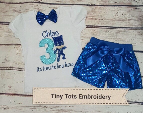 sequin shorts outfit