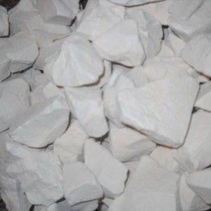WHITE Dirt KAOLIN "K" not "KW" from the source - Georgia - not up north where they have none - there are no kaolin mines up north.