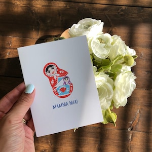 Carte de baby shower avec poupée russe - Grossesse, carte Babushka pour nouveau bébé, cadeau de baby shower, carte de fête des mères