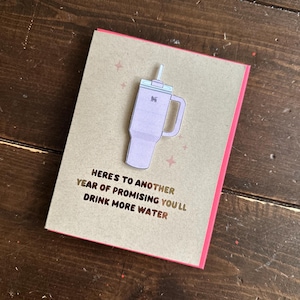 Carte d'anniversaire gobelet bouteille d'eau