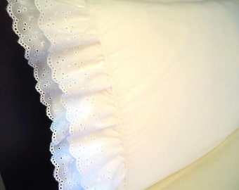 Double Ruffle Eyelet Lace Pillowcases (2) Standard White 100% Cotton Sateen 300TC embellished New