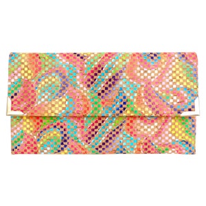 Cartera tipo sobre de corcho de Spicer Bags
