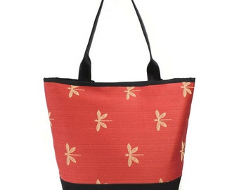 Signature Tote in Dragonfly Fabric